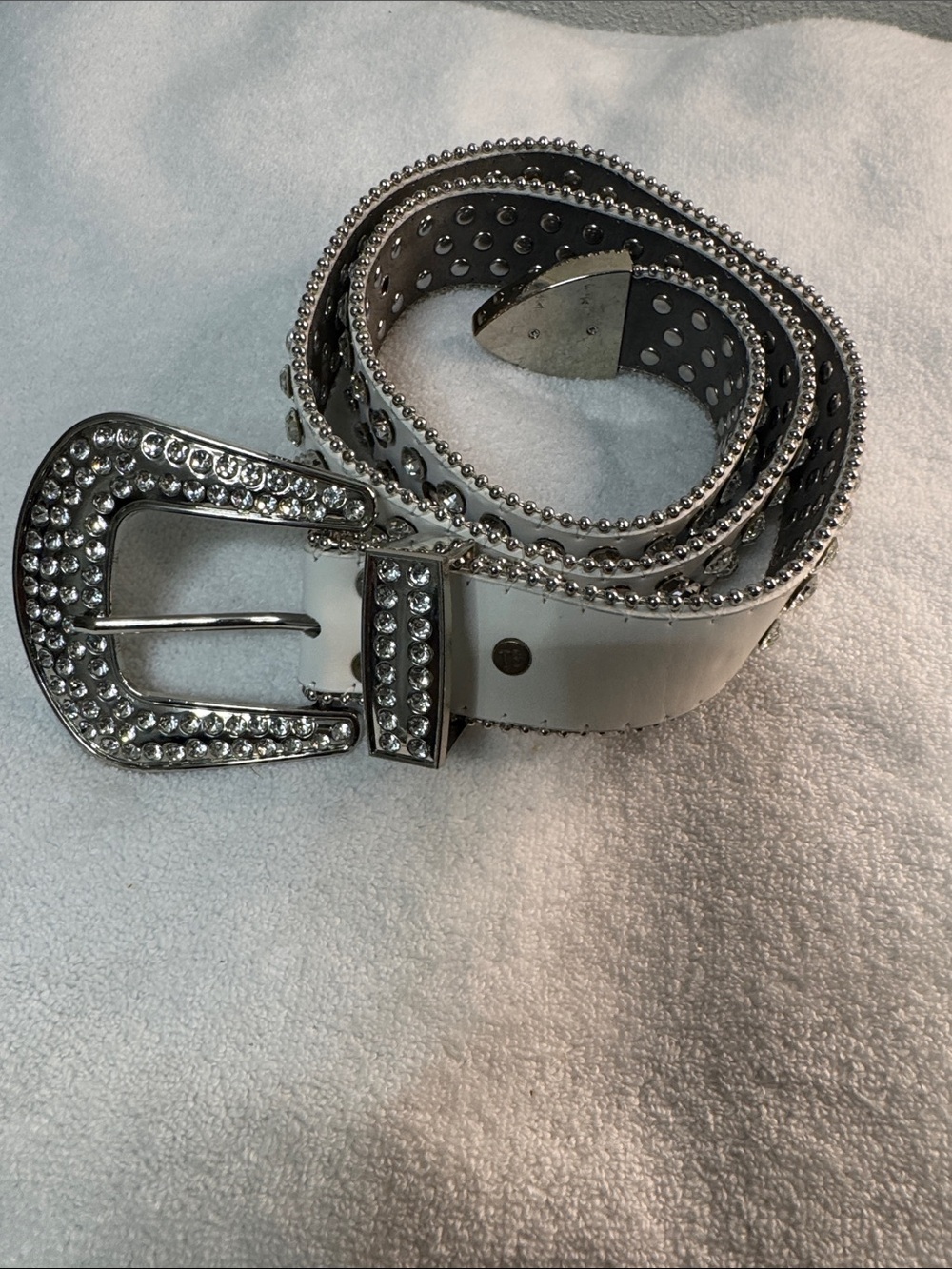 TSWhite silver trim with crystal belt